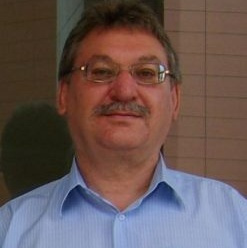 Dnes aktuálne popredný slovenský humorista a satirik Ján Grešák
